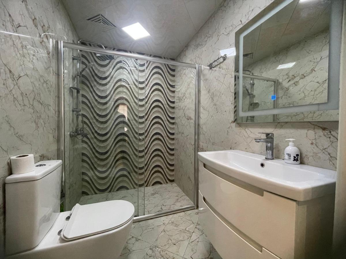 Luxe Azure Apartment Baku Exterior photo